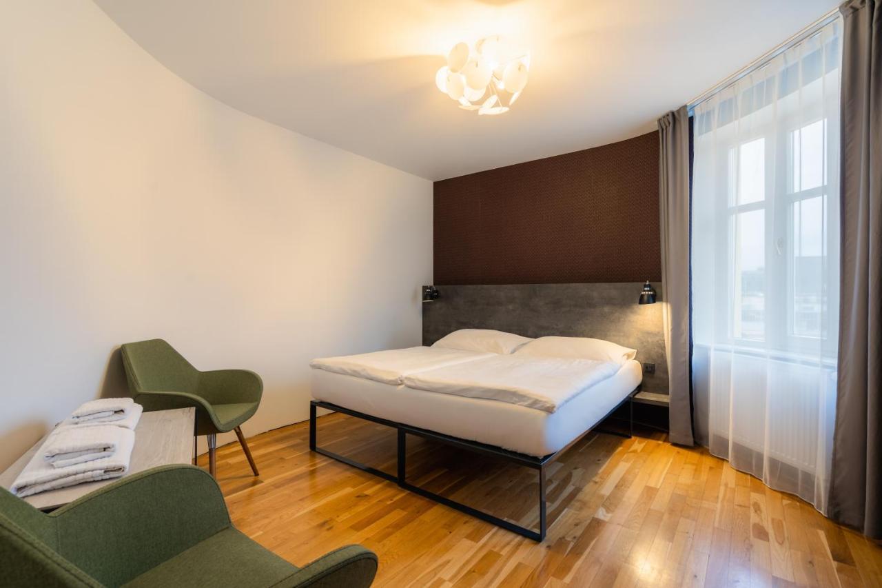 Ea Aparthotel Melantrich Praga Exterior foto